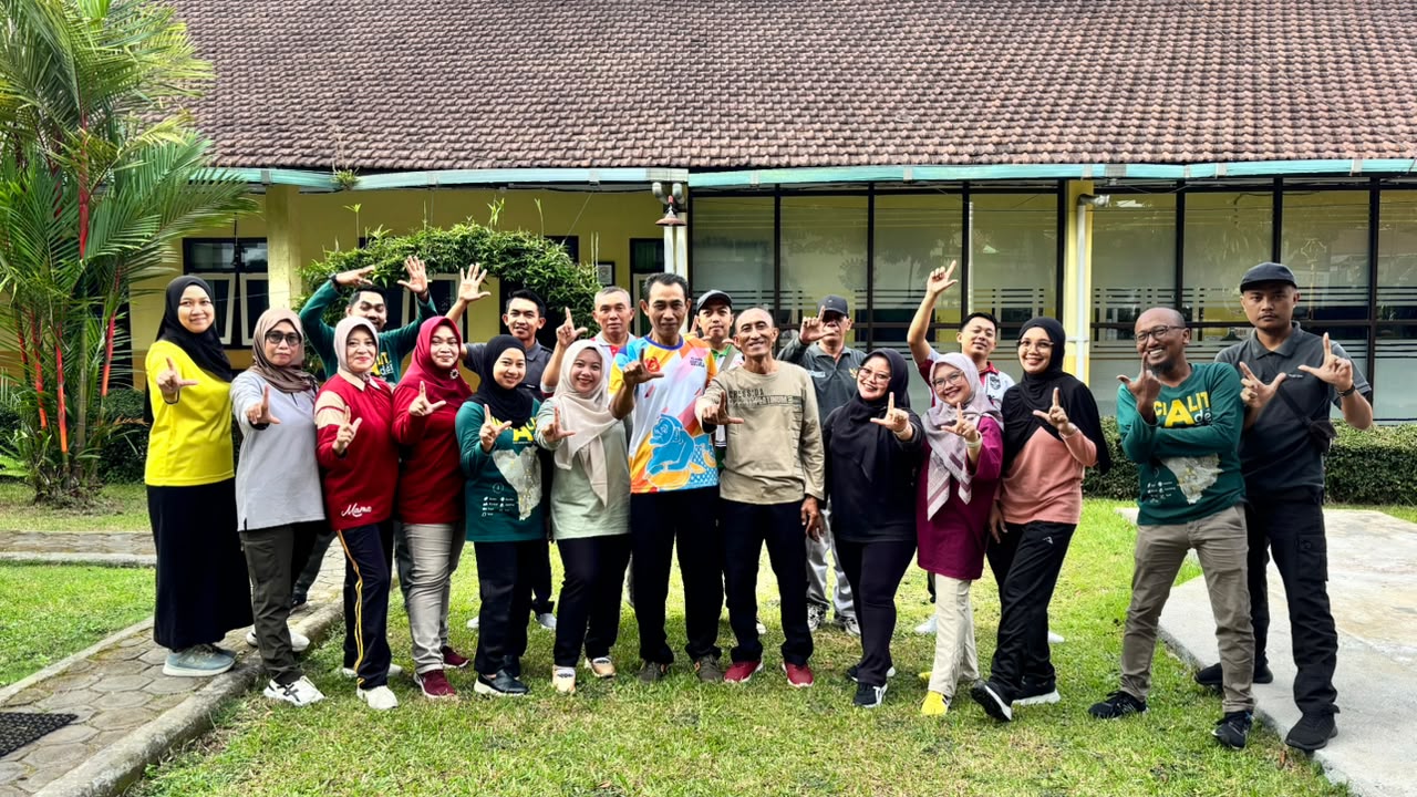 ASN Kecamatan Gucialit Gelar Senam Pagi Bersama