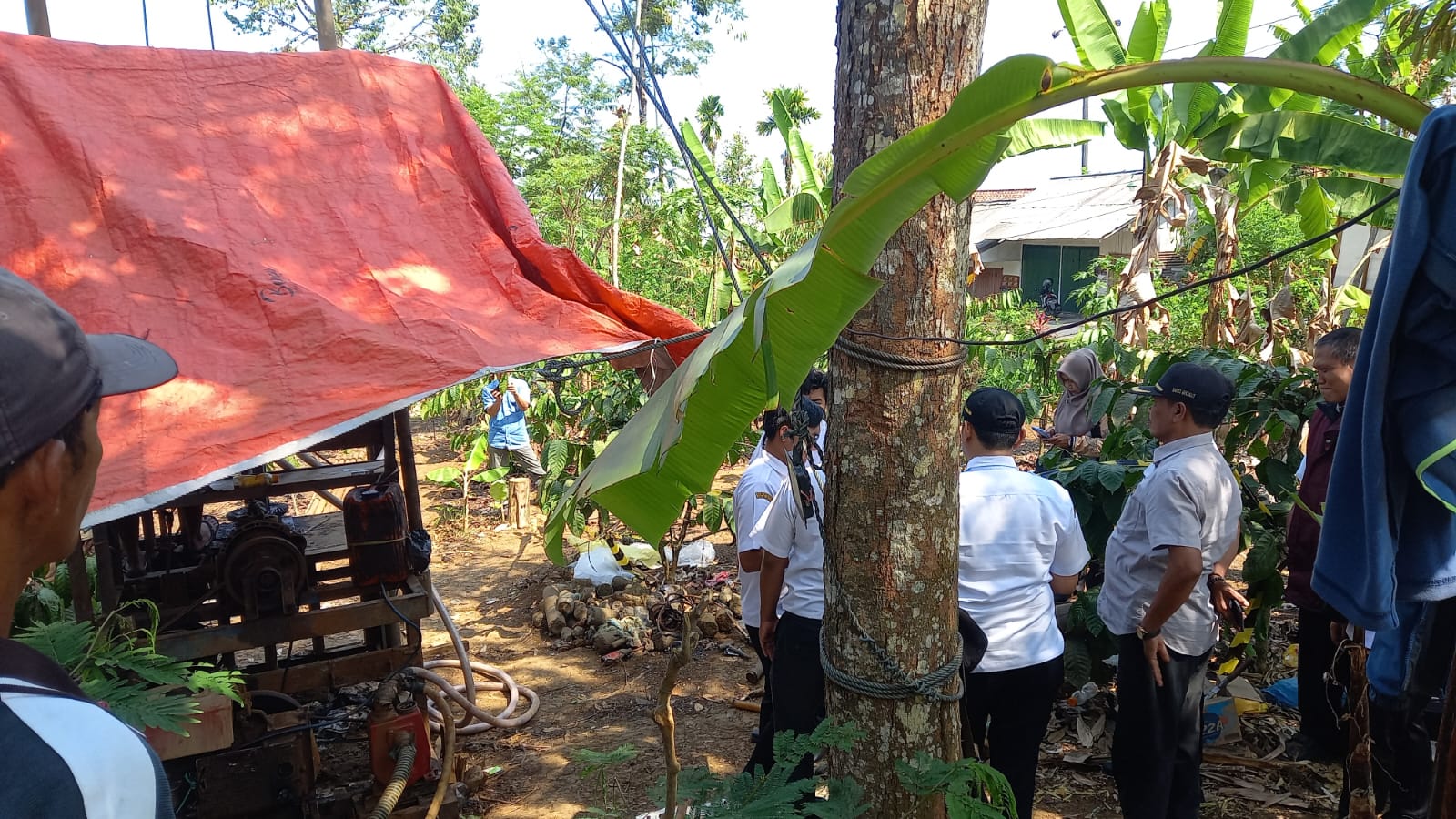 Pendampingan Tinjau Lokasi Super Prioritas Musrenbang Sumur Bor di Desa Gucialit